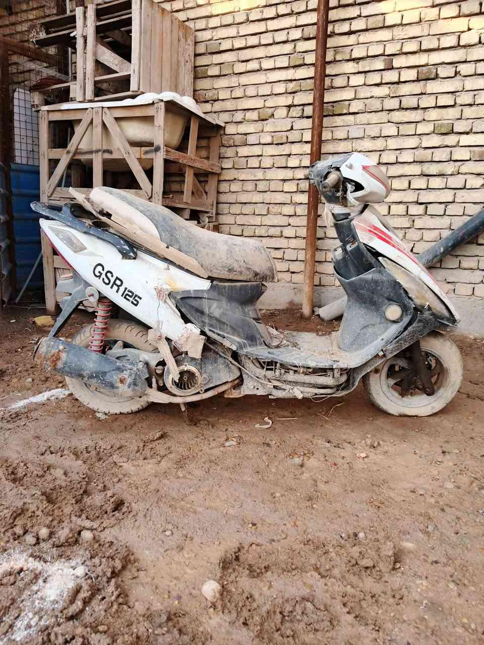 السلام عليكم دراجه البيع كوم حديد ***********
