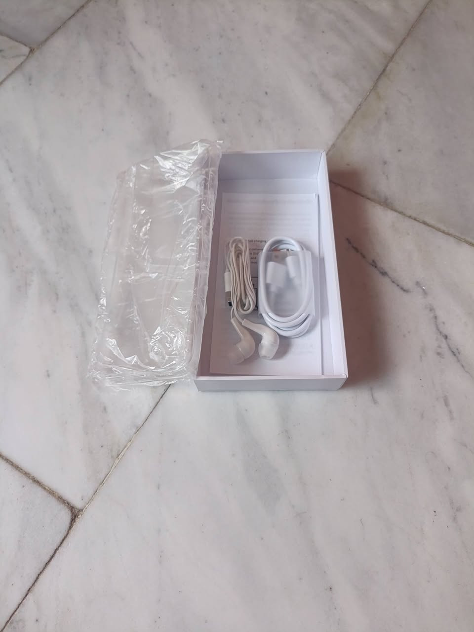 جهاز للبيع سامسونك s25 الترا نسخه الاماراتيه ذاكره ذاكره 256 جهاز مستخدم ايام
السعر 125وبي مجال 

مكان /بابل القاسم


**إذا كنت صاحب هذا الإعلان وتريد حذفه لأي سبب، رجاءا أرسل رسالة إلى الدعم الفني**