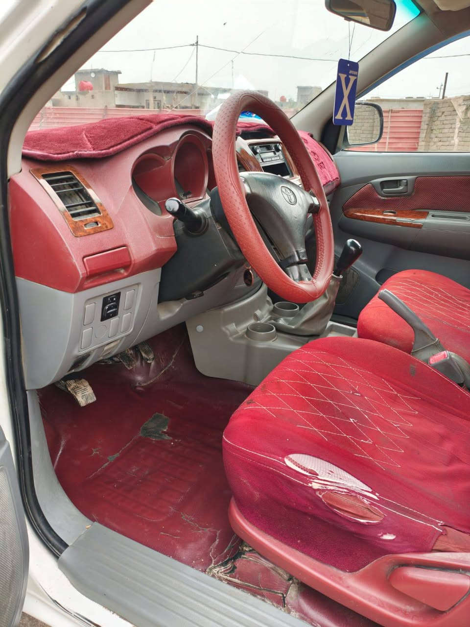 يالله أللهم صل علئ محمد وآل محمد
سلام عليكم هايلوكس فلاونزه 2007 للبيع أو مراوس ب فلاونزه. 
گير عادي شاصي 19 مكفولة عام عدأ بارد بسيط مكينة جديد  خير من الله لا تبخير ولا تنقيص تخم تاير جديد رقم ذي قار ملاكها يمي بالبصرة حدادة 100/100. سيارة نظيفة مال جناي تبريد ثلج السعر 123 مكان البصرة الهوير شراي يتصل وبي خير ويدلل سيارة مال جناي. ***********
