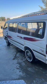 محرك وكير جديد • ٢٠٠٩ • ورقه