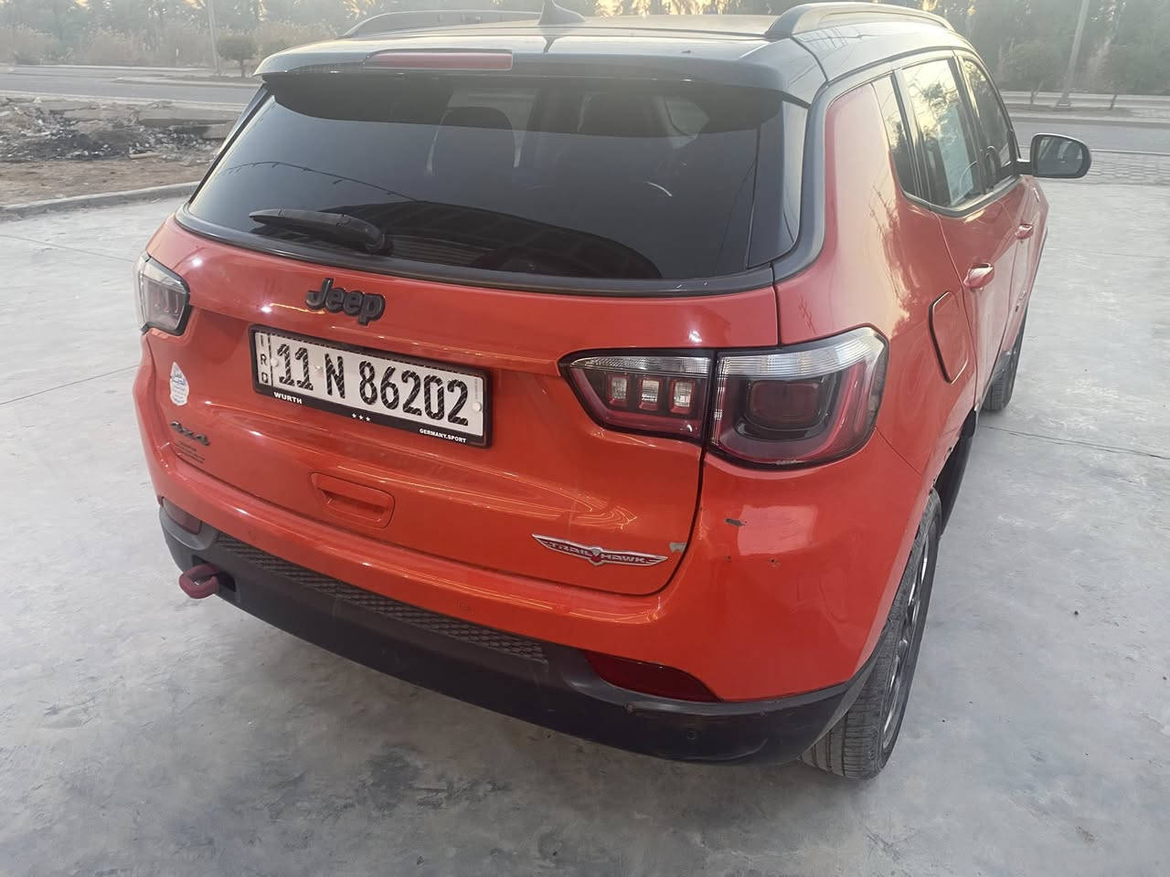 السلام عليكم للبيع جيب كومباس وارد امريكي ضررها خفيف كلش بدون اي دواخل حتى الراديترات بلاديه وصور الحادث والسونار مرفقه
فول مواصفات لمتدموديل ٢٠١٨
بيها شبر بالبنيد وشبر بالجاملغ صبغ وشويه بارد
بنروما 
بصمه تشغيل وابواب
توكلر بلاد 
داخل جلد كشن كهرباء 
تدفئه كشنات 
شاشه كبيره وكامره
وبعد هواي بيها مواصفات
رقم بغداد تحويل ثاني يوم
سعرها ١٣٥ وبيها مجال
مكانها بغداد المدائن
للاستفسار ***********
