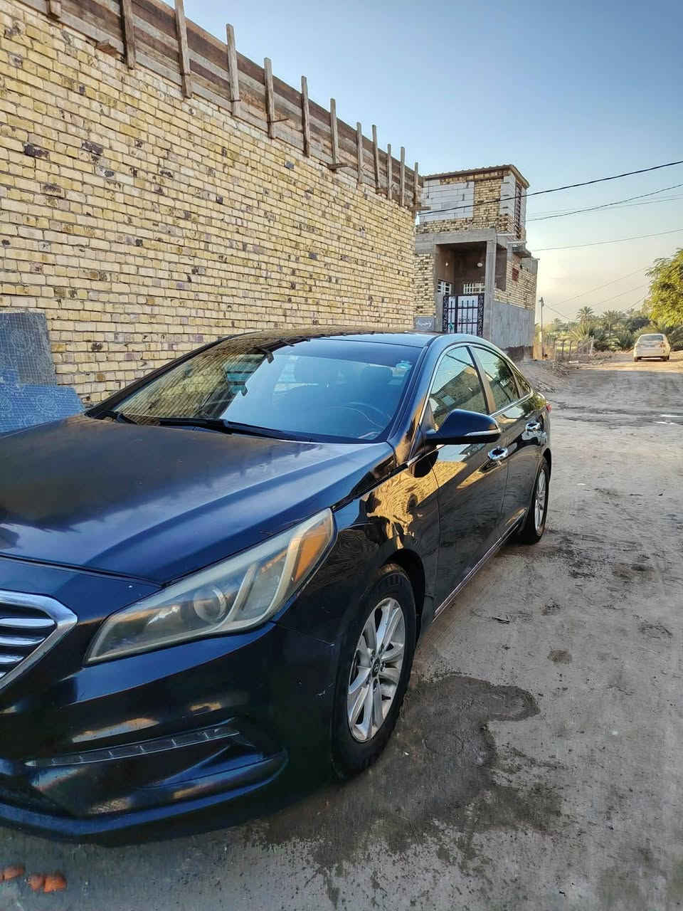 سوناته 
مديل 16 وارد امريكي  رقم انكليزي سنويه لل30 
حادثهه جاملغ امامي وبنيد بدون دواخل 
مواصفات معروفه فول بصمه 
مكينه كير حداديه تخم تاير تبريد تدفئه كلهه جاهزه 
السعر 108 وبيه مجال حق الجيه مكاني نجف عباسيه اتصال فقط مكلف بلنشر ***********
