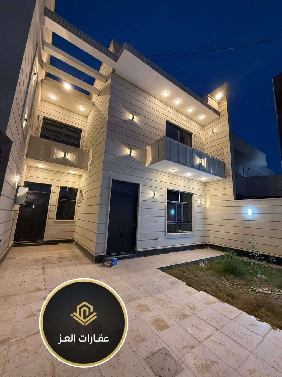 بيت للبيع في تكريت - شارع البلاج واجهة 9 وربع
مساحة: 220 م² (سحب مغربي مع تغييرات كاملة) سند منفصل

التفاصيل:
· 4 غرف نوم + مخزن + استقبال
· مطبخ + 3 صالات + كراج + حديقة

السعر: 225 مليون (قابل للتفاوض نقداً فقط)
💸ملاحظة البيع  والشراء  مباشر مع صاحب العقار وجهًا لوجه
للزيارة والمعاينة:
📞 *********** - ***********
🚫 لايُباع بالمبادرة او التقسيط او المراوس

📍عنوان المكتب: تكريت - القادسية - شارع المستشفى العسكري (التقاطع الأخير) - مكتب عقارات العــز تكريت, صلاح الدين
