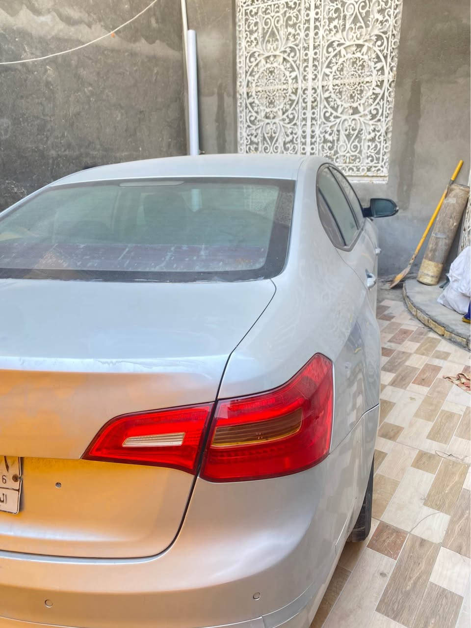 السلام عليكم كيا كادينزا 
موديل 2013 فول مواصفات VIb  
تبريد بالكشنات وتدفئه بالكشنات 
تبريد بالستيرن وتدفئه 
قبل اسبوع شادلها محرك مال افلون جديد توه شاده ٦ سلندر 
كشنات كهرباء 
بصمة 
مري قلاب 
اشارة ترحيب 
رايدها ب 85 وبيها مجال مكاني بصرة 
*********** واتساب او اتصال البصرة, العراق
