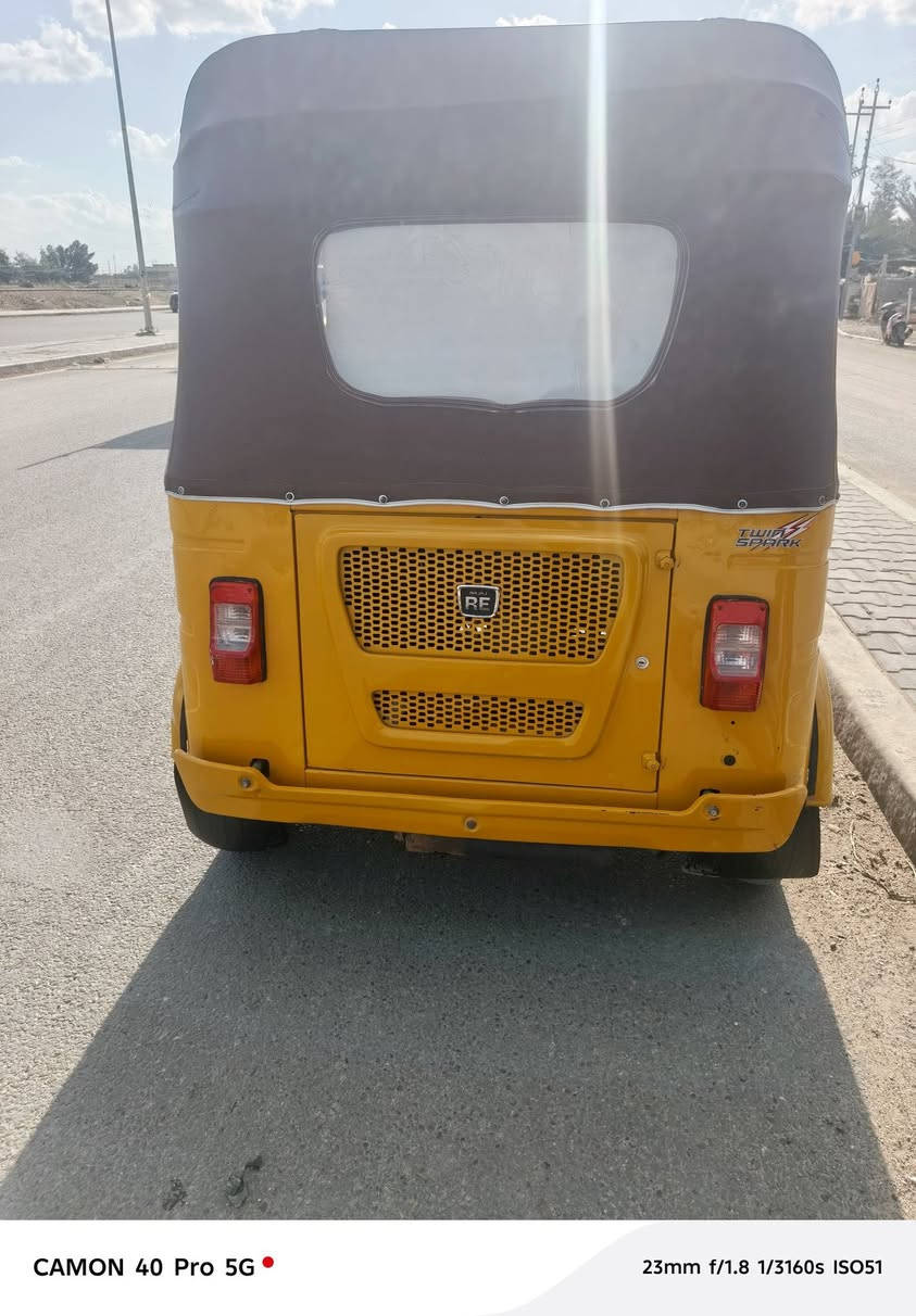 سلام عليكم تكتك٢٢ مضلع  مرقمه رقم بغداد انكليزي بسمي العنوان بغداد الشعله السعر ٩ ونص وبيه مجال ***********
