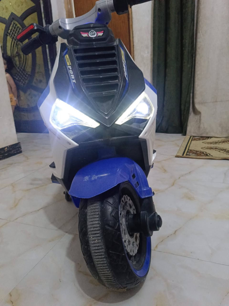 دراجه شحن للبيع نظافه 100% ما بيها اي نقص جديده سعرها 150 اكتبو بالتعليقات واجاوب او الاتصال بالرقم 
***********
