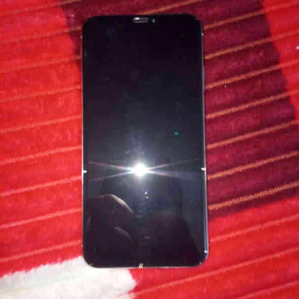 آيفون اكس ماكسً للبيع نضافه 100:\100
جهاز بطاريه بلادي 70 مبدل فقط شاشه الاصليه3 خيارات ذاكره256  فيس إيدي شغال سمكارت شغالً سماعات شغاله اي نقصً مابي جهاز السعر 185 وبي مجال  رقمي 
***********
