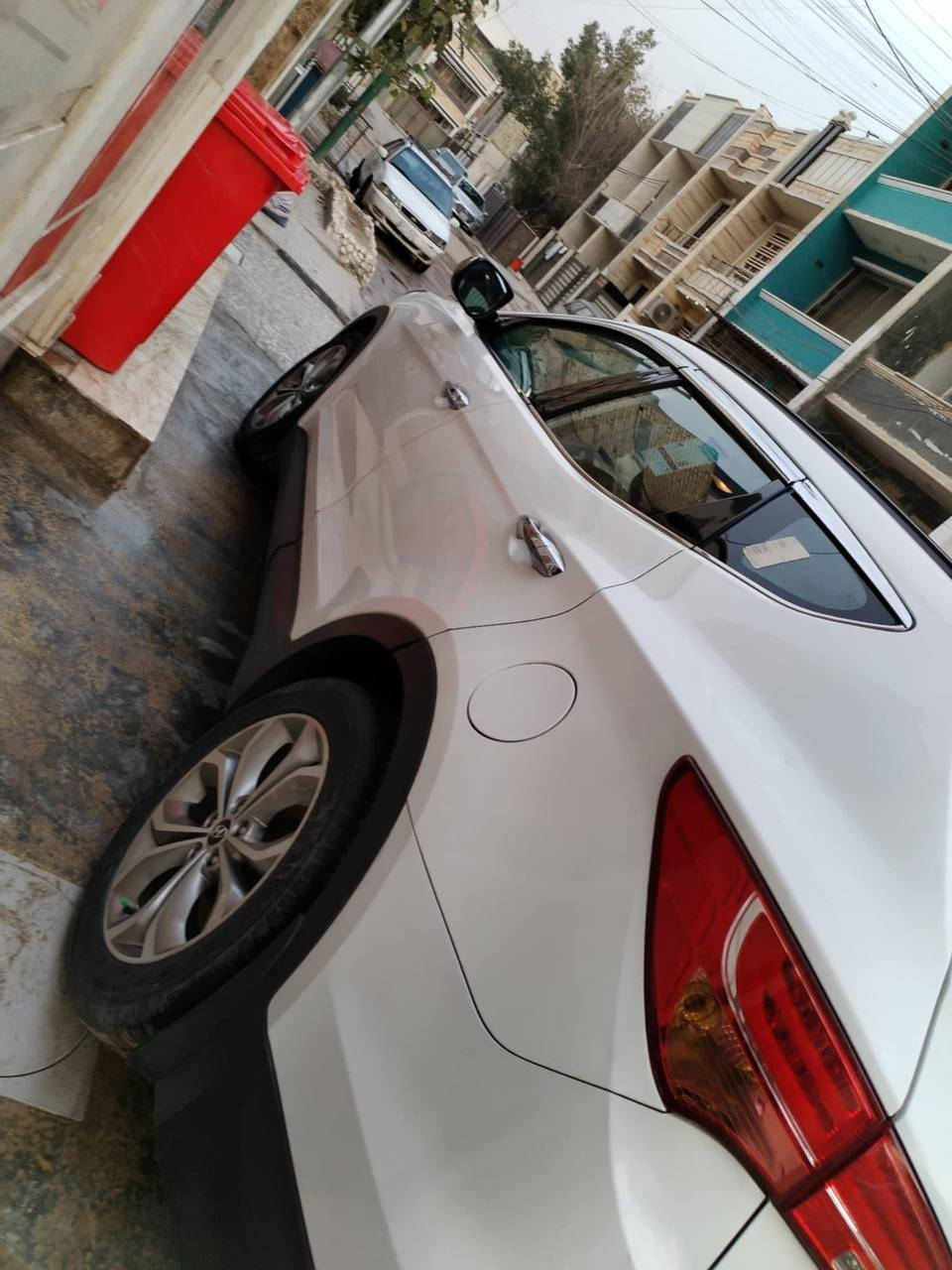 السلام عليكم
هونداي سنتافي
للبيع موديل 2014
خليجي فول مواصفات 1/1
رقم بغداد دولي وهزه وسنويه جديده تحويل مباشر
مكينه 6سلندر خير من الله لاتنقيص ولاتبخير 
كير خير من الله 
حداديه جديده
تخم تاير 
تبريد ثلاث قطع ثلج 
تدفئه شغاله
مواصفات السياره 
بصمة تشغيل وبصمة ابواب
بنوراما 
كشنات جلد 
كشنات كهرباء
كامره دواره
بك لايت لد
لد امامي نهاري
تحكم ستيرن جهتين
لايت زينون اصلي شرط نهار
مانع انزلاق
نظام ECo
فور ويل
حساسات امامي
حساسات خلفيه
مري شفط 
تثبيت سرعه
ترحيب عند الاقتراب
ماشيه 160
السياره بيها قطعتين فقط بدون حادث والسونار موجود بالصور 
السياره نظيفه واستخدام شخصي 
المكان النجف
السعر١٧٥ وبيها مجال 
للاتصال ***********
