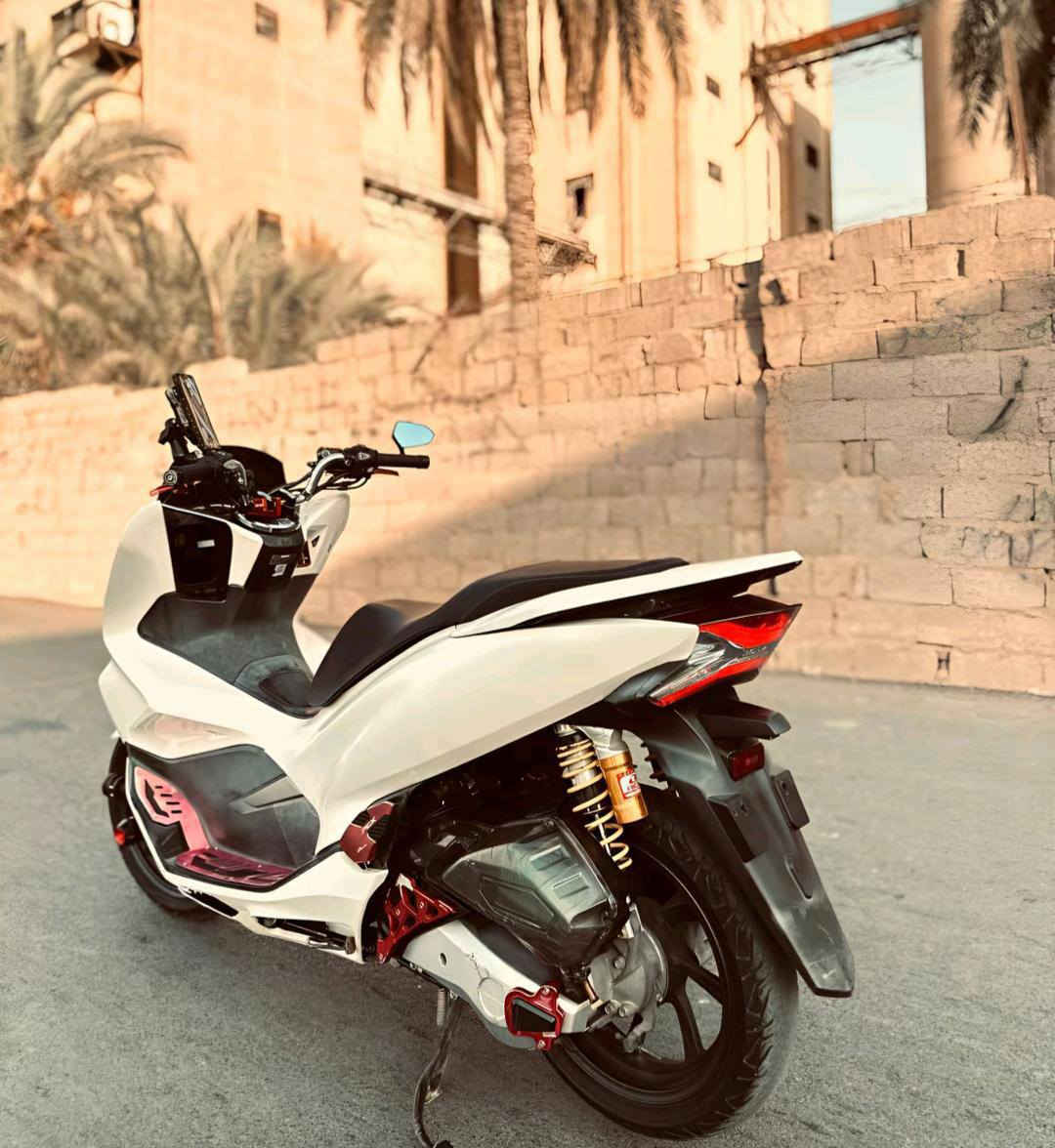 سلام عليكم
1 جيل الثالث HONDA PCX

الدراجه لاتبخيه ولا نقص ال PCX مزوده

YOSHIMURA صلصه

کاربون

2 طلاعات bpk racink

bpk racink 3 دواسات

4- قبق عمبار ويدات بريك bpk racink

5 bpk racink

-6- إطار مال بصمه Semspeed

BAPHONNET 7 مري

دبلات خلفيه PREMIUM

- 6 سلايدرات bpk racink

10 قبق راديتر BBIKERS

11 - قطره دهن بصمه

12 - قبق فلتر شوته

13 - منضومه عدسات زنون
***********
سعر خاص
