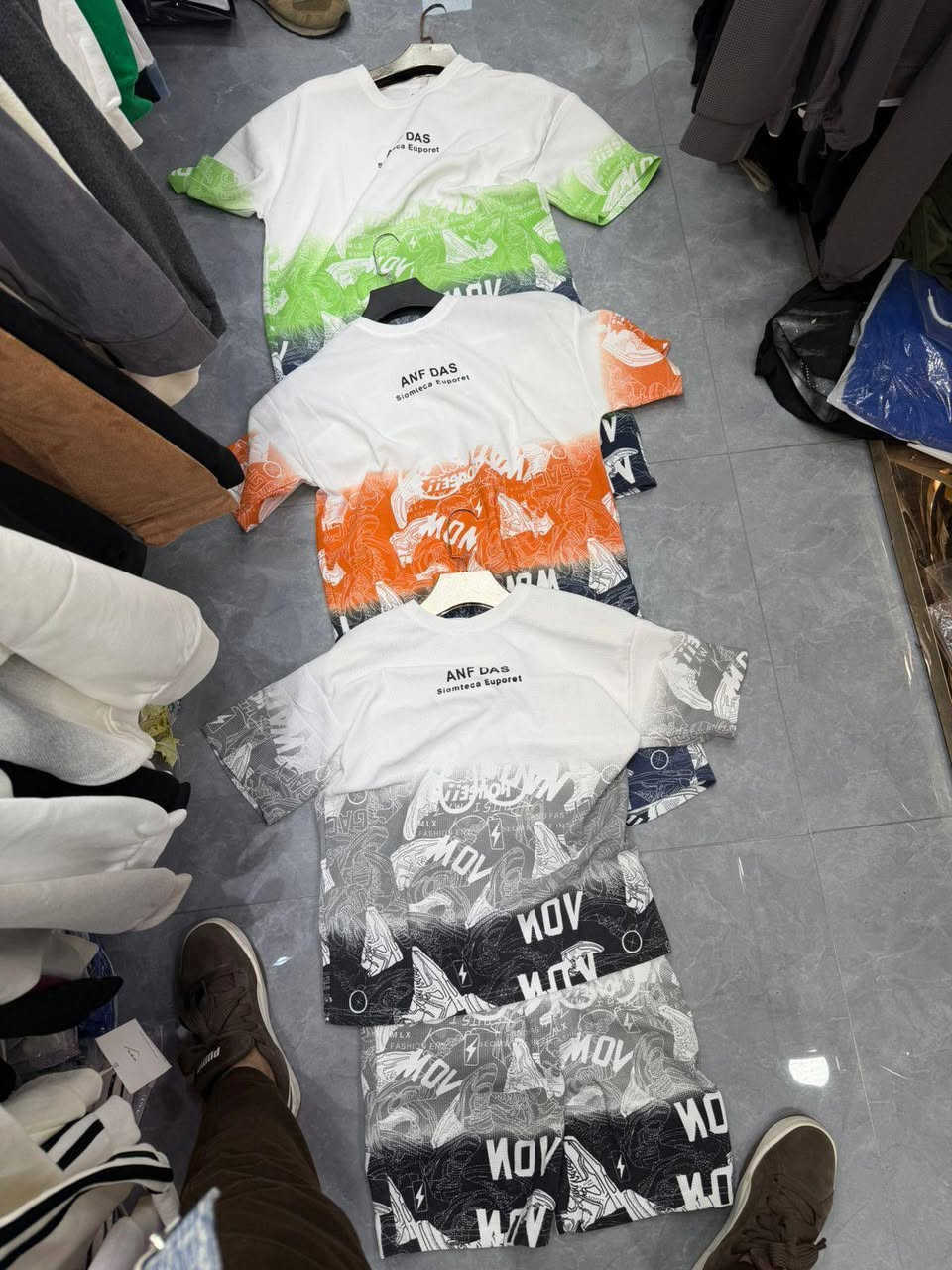 الدرزن مشكل موديلات

تراك 🇨🇳 قماش حجري

الدرزن 75 الف 12 قطعة

قياس M // 4XL قالب 👍


**إذا كنت صاحب هذا الإعلان وتريد حذفه لأي سبب، رجاءا أرسل رسالة إلى الدعم الفني**