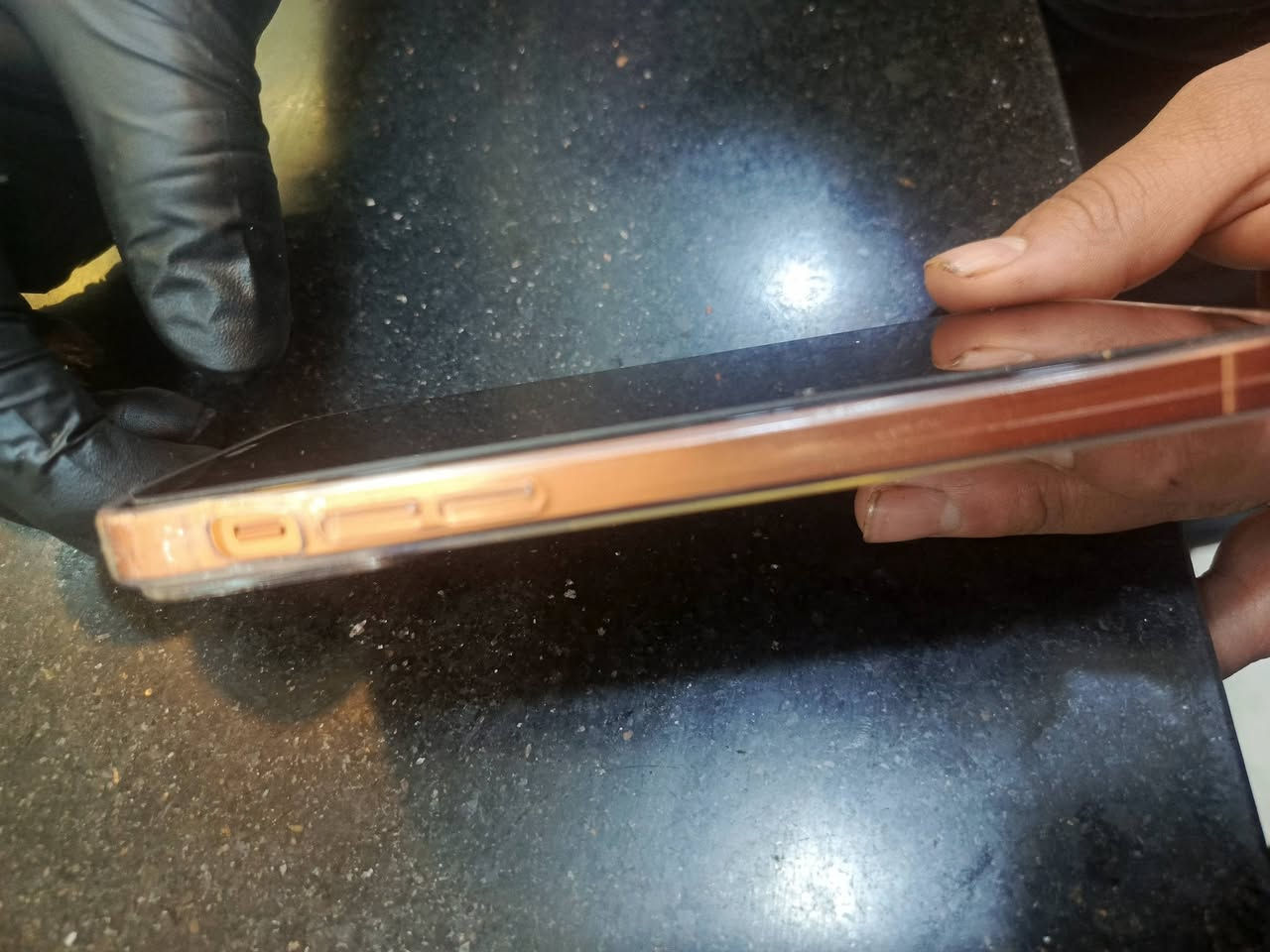 ايفون اكس عادي تحوير 17اسعر150اوبي مجال ***********
