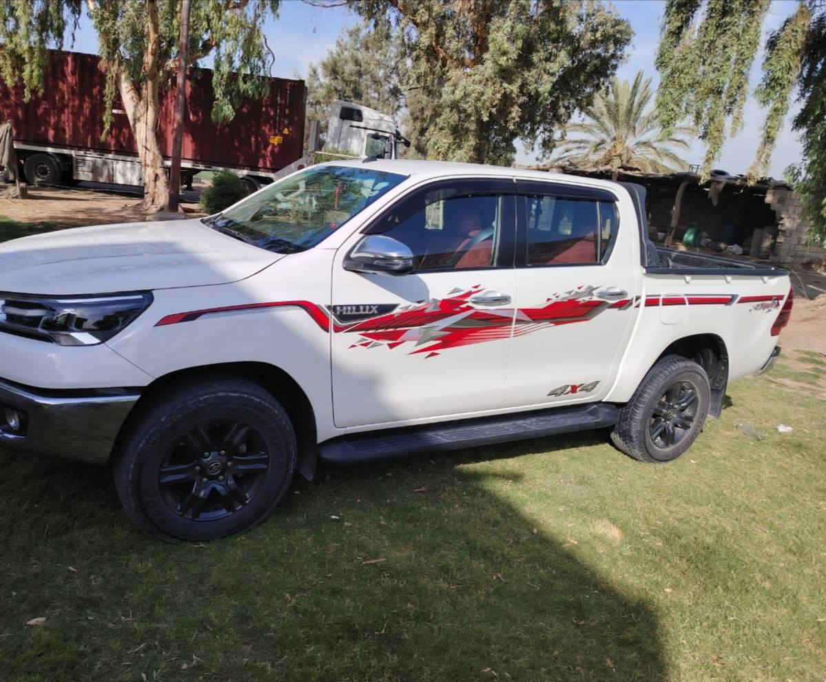 تيوتا هايلوكس للبيع موديل 22
  رقم أربيل كامل مواصفات شركت ساز
 بغداد اليوسفيه
320 $سعر وبيهه مجال
التواصل ***********
***********
