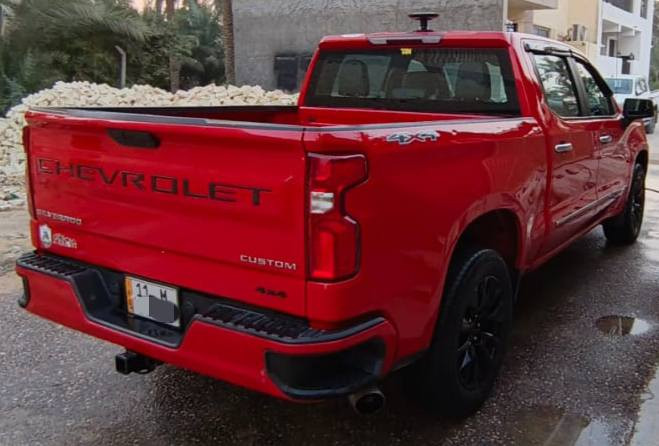 للبيع او المراوس سلفرادو كوستم 4 سلندر اقتصادي شرط بانزين عادي وبي شلعة تشك الكاع مديل 21 باب طويل المرغوب فول مواصفات ضرر جاملغ وشوية من البنيد جديدة ونظيفة جدا مابيهة نقص شعرة كلة على وضع الشركة رقم بغداد بسمي رقم وهزة جديد السعر 250 مكاني حلة ***********
