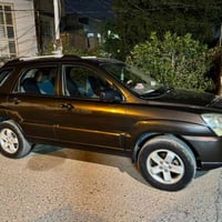 سبورتج 2009 • محرك 2000 • كاميرا وحساسات