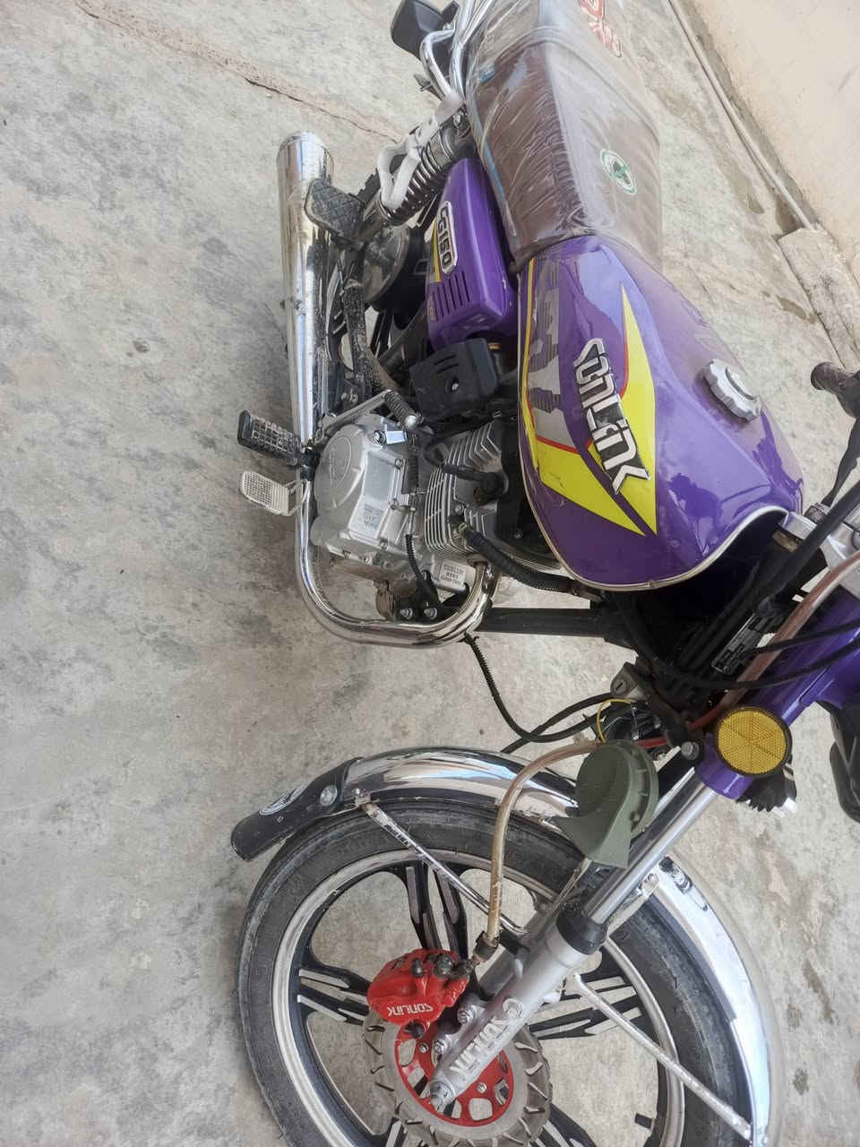 سيفان  موديل 2023 مستخدم شهر السعر 680 وحياكم للاتصال على هذا الرقم مكاني قريه البو طعمه ***********
