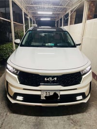 للبيع  سورنتو موديل ٢٠٢٣ خليجي فور اكس  رقم بغداد بسمي  ماشية ٤٨  ستة ...