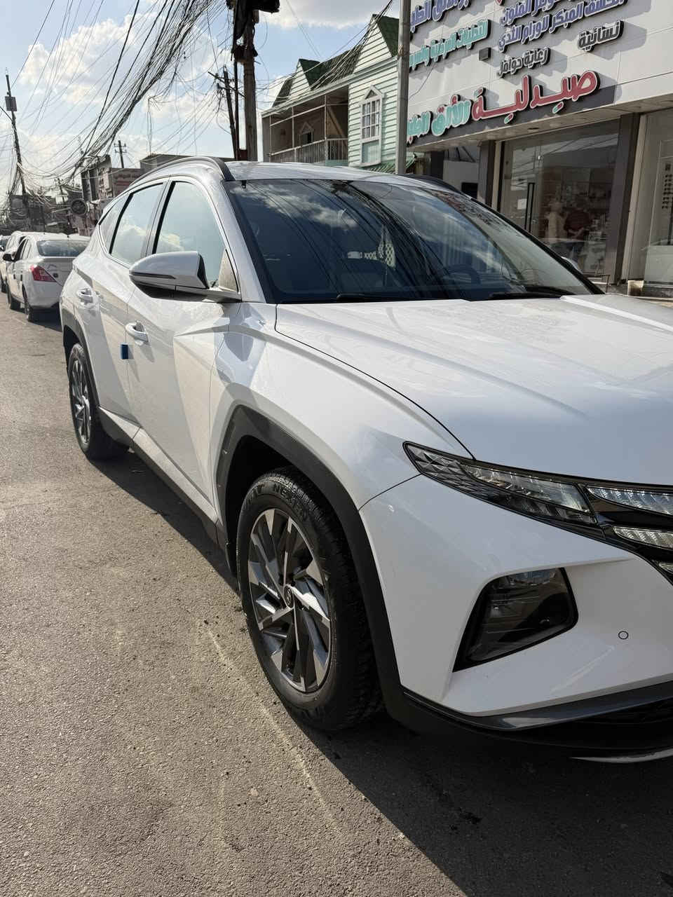 سلام عليكم اخوتي
توسان موديل 2024 فول مواصفات قمارة حديد سيارة مكفولة كفالة عامة سيارة ماشية 44 كيلو 
مكاني بغداد  الرقم ***********
السعر 220 ورقة 
سيارة بسمي تحويل ثاني يوم سونار موجود
