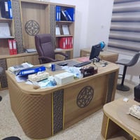 أثاث مكتب • مستعمل ٣ أشهر • كالجديد