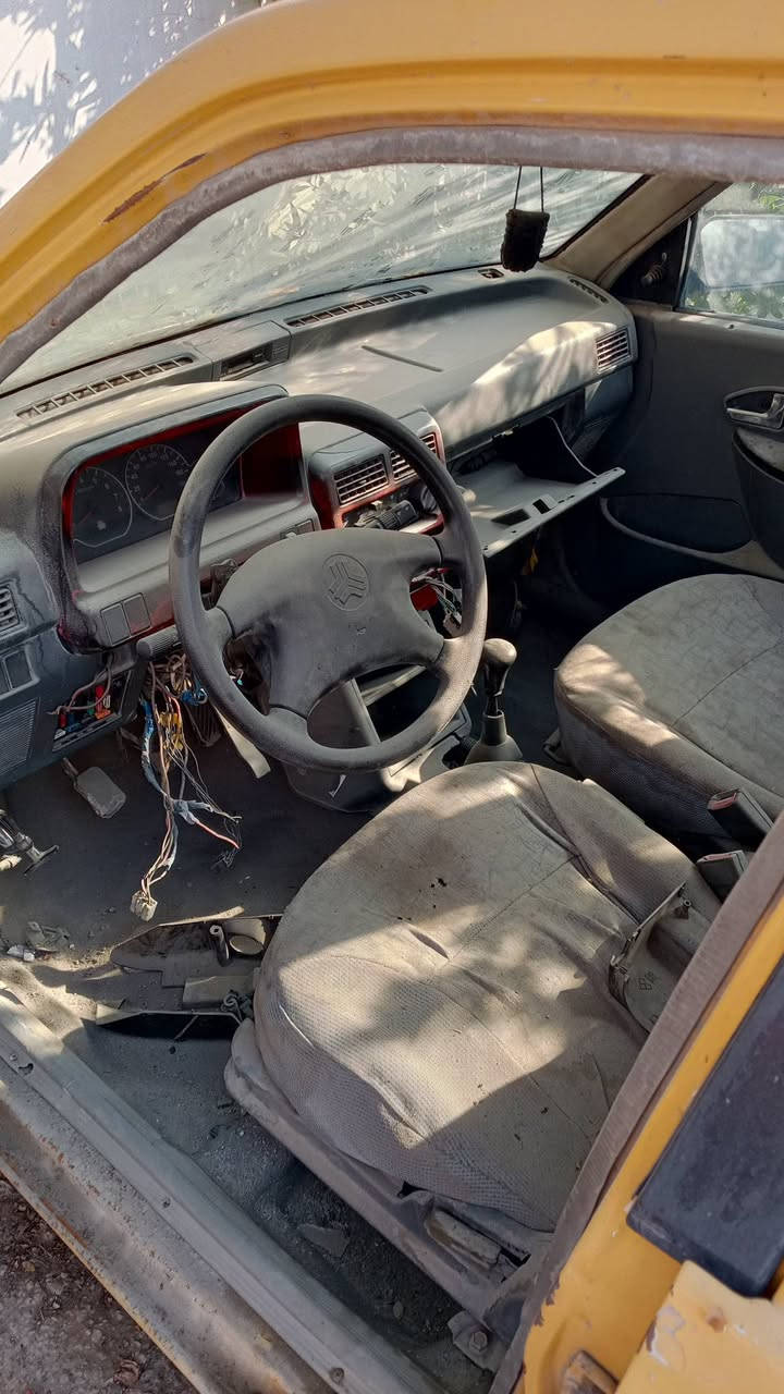 سايبا موديل 2011 متروكة رقم بغداد مصفرة هيئة وغرامات تحويل نفس اليوم السيارة تعبانة السعر 17 ورقة مكاني بغداد شارع النضال قرب وزارة التعليم رقمي ***********
