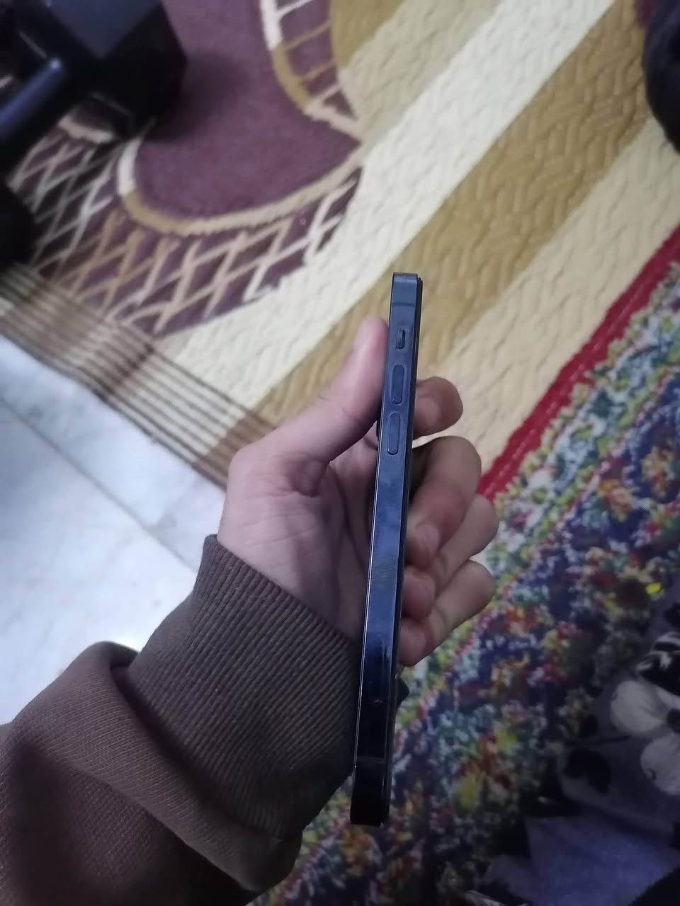 12 برو فقط مو برو ماكس 
مبدل شاشة وبطارية احسن نوعيتين بالسوگ واغلى نوعيتين 
ذاكرة ١٢٨ 
بصمه وجه شغاله 
الجهاز كلشي بي شغال 
اتصال كامرات واي فاي مابي اي مشاكل 
سعره ٢٧٥ 
٢٥٠ لا تراسلني اصلا 
او للمراوس بجهاز اقل منه واخذ فرق بغداد, العراق


**إذا كنت صاحب هذا الإعلان وتريد حذفه لأي سبب، رجاءا أرسل رسالة إلى الدعم الفني**