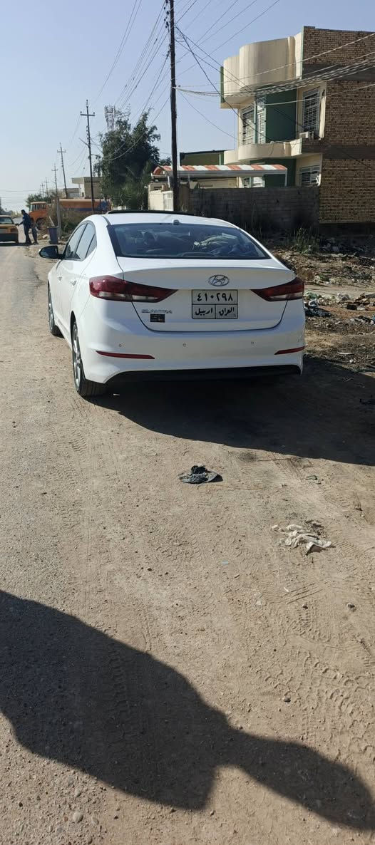 السلام عليكم النترأ مديل 17 كفاله عامه جاهزه تبريد وتخم تاير وحد اديه مكينه1600 السعر 135 وبي مجال قليل العنوان النجف الاشرف رقم الهاتف  ***********
