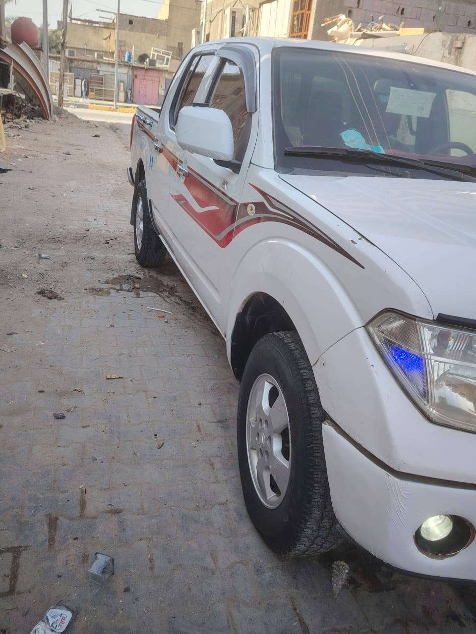 سلام عليكم سياره نيفاره حلوو وجديده سياره مال بيت ما متعوبه سياره مكفوله بيها مكانت بارد قليل سياره موديل 2011 تخم تأير حدايديه جديده تبريد ثلج 🥶 كهربائيات شغاله كلها سعر 88 مكان البصره بس شراي ينتصل رقم الهاتف ***********
