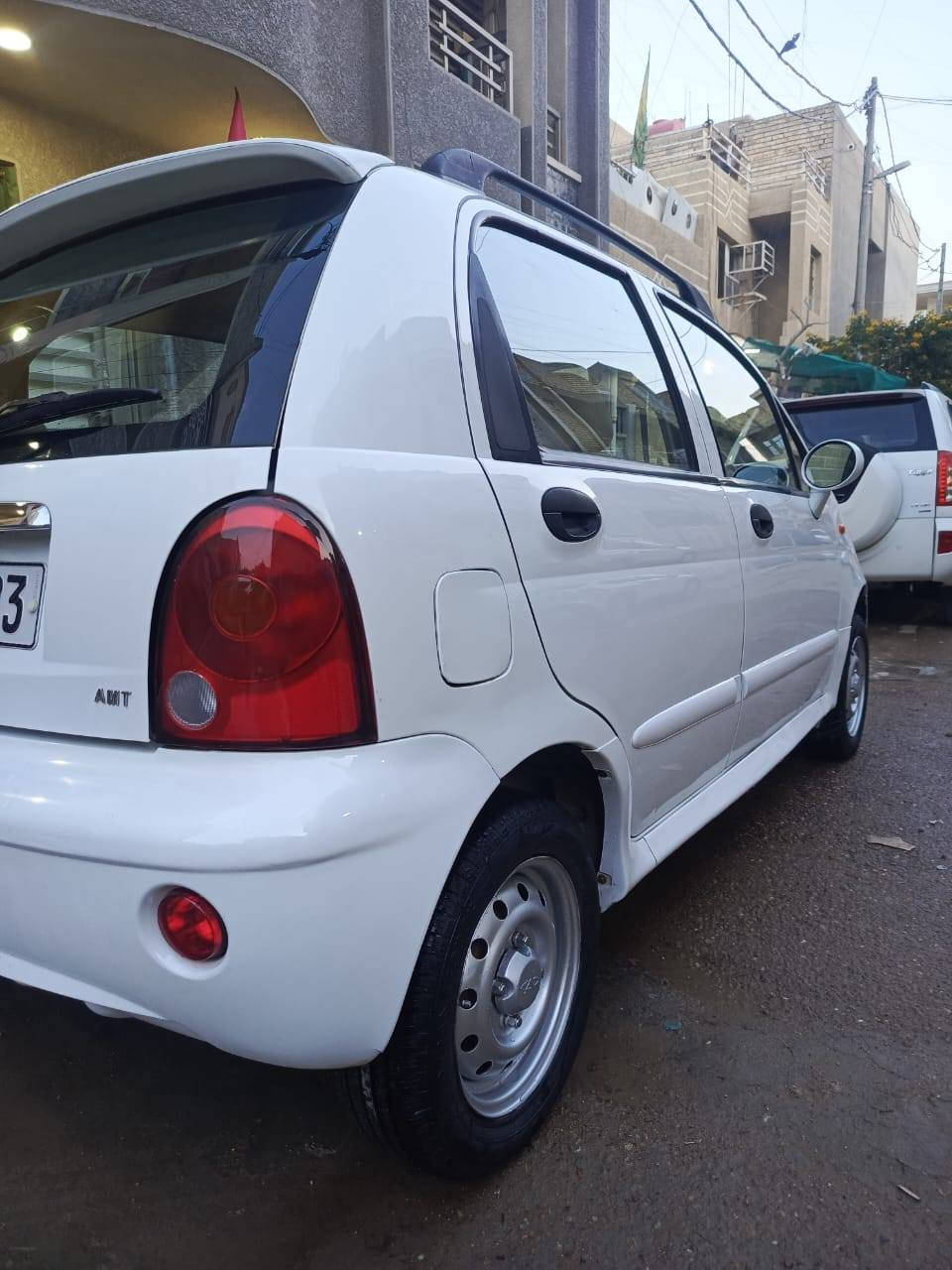 سلام عليكم شيري كيو كيو موديل 2010 رقم بغداد انكليزي سنوية.26.كير محرك خير من الله بدون حادث فقط الجاملغ الأيمن الامامي بي صبغ والباقي كفالة عامة ماشية.84.سيارة علة وضع شركة رايدو شركة.السعر.(41).وبيها مجال بصيط مكاني بغداد الحرية رقمي بي واتساب ***********‬‏.
