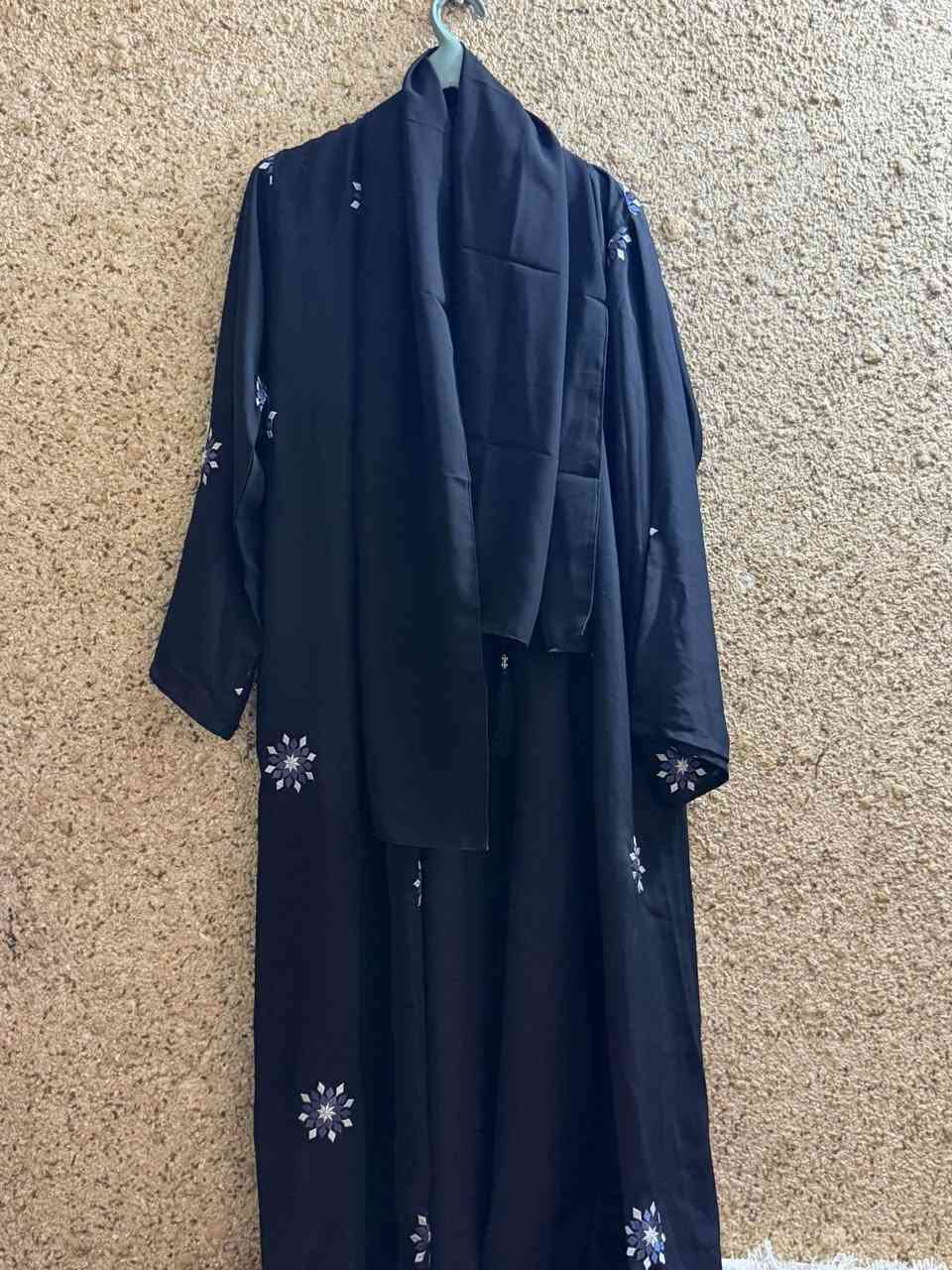 عبائه خليجيه جديده قماش ندى دبل خياط 
متكونه من 3 قطع ( شال +فستان نص ردن + صايه)
قياسات xl xxl xxl
سعر 25
يوجد خدمة توصيل 🚚 جميع المحافضات (5000) بغداد, العراق


**إذا كنت صاحب هذا الإعلان وتريد حذفه لأي سبب، رجاءا أرسل رسالة إلى الدعم الفني**