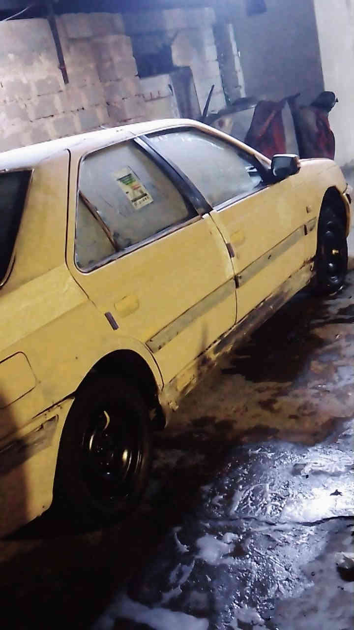 سياره بيجو باص مديل 13 هيه والغرامات مصفره الراعي موجود تحويل شوكت ماردت لسعر 18مكان بصره زبير ***********
