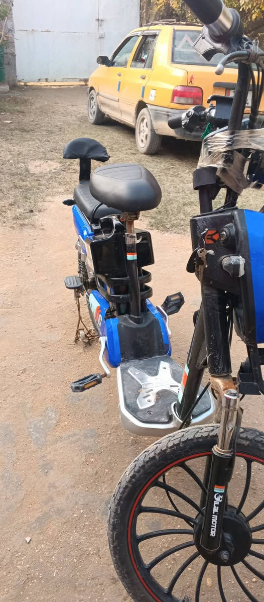 بايسكل شحن 2024 حجم 20 بطاريه حلو ونضيف والايت قوي وعالي اربع نمر تجي وتشوف المكان كربلاء الحسينيه
***********
