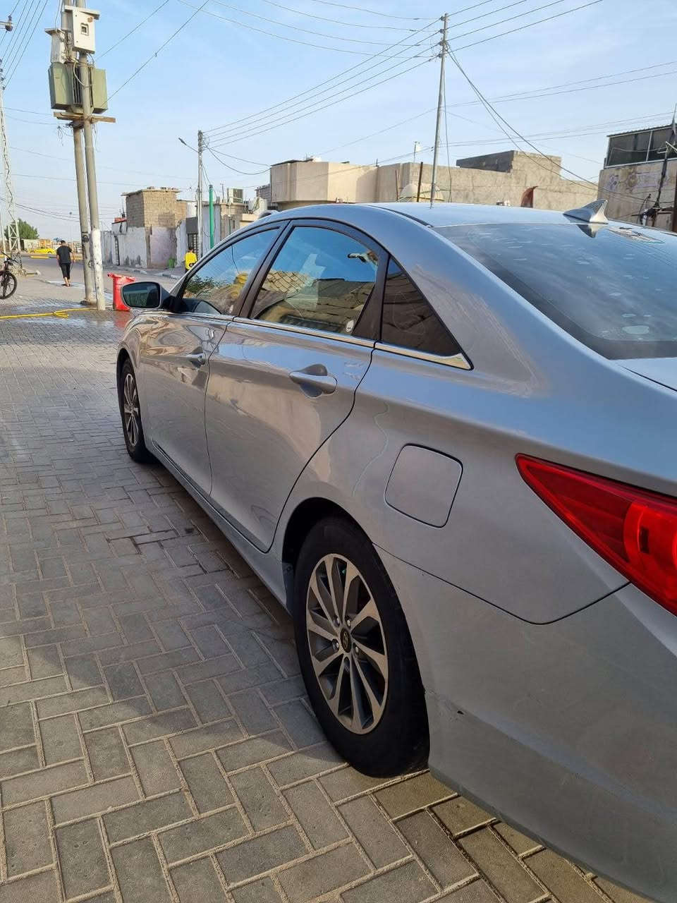 سلام عليكم   

سوناتا وارد امريكي مظلع  ضربه امريكا دعاميه اماميه وبدايه البنيد مصبوغ في العراق الباب الايمن مصبوغ فقط  
موديل 12 
كهربائيات كامله 
تبريد  ‏تدفئا
تخم تاير 
حداده نص عمر 
محرك 2400 مفتوح معله گازگيت 
كير كفاله 
لايتات زنون 
سنويه ل 2028 بسمنه 
130 الف ميل 
 السعر 118 
الرقم *********** الزبير, البصرة
