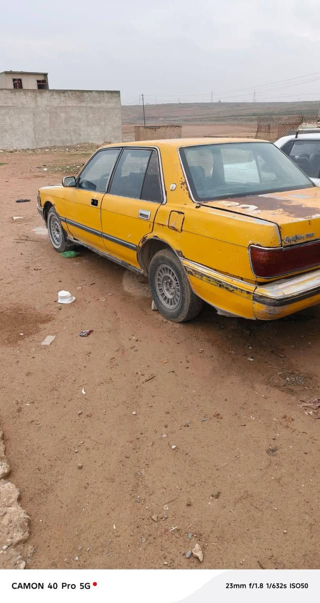 السلام وعليكم سيدان تكسي للبيع
محرك ينقص قليل كابون بأنزين بيها
شرط وكاله وتحويل
السعر 12وبيها مجال للستفسار انتصل
***********
