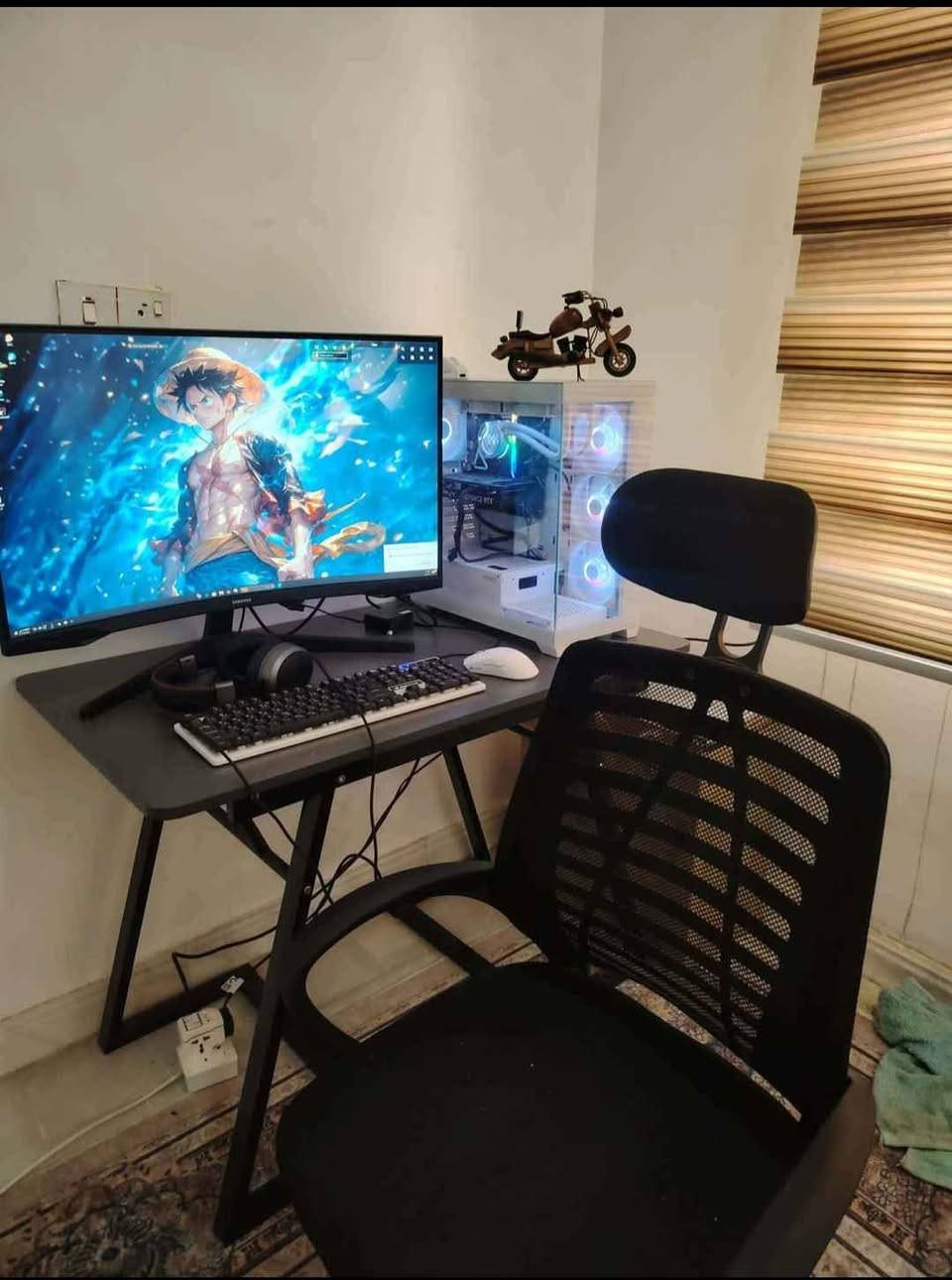 تجميعة PC

‏Core i7-12700F
‏RTX 4060 8GB DUAL FAN
‏RAM 16GB  3200MHZ RGB
‏M.B H610 Asus M.2
‏M.2 240GB
‏SSD 1T
مُبرد مائي
‏COOLER MNTOB LIQUDI COOLER 240ML ARGB WHITE
‏PSU 600W 80+BRONZE FSP HP2 BLACK
‏CASE ANTEC CX300 WHITE 4FAN ARGB GLASS

الملحقات: 
ماوس.  
كيبورد.
شاشة samsung 2k منحنية.

ميز.
كرسي. السماوا, المثنى


**إذا كنت صاحب هذا الإعلان وتريد حذفه لأي سبب، رجاءا أرسل رسالة إلى الدعم الفني**