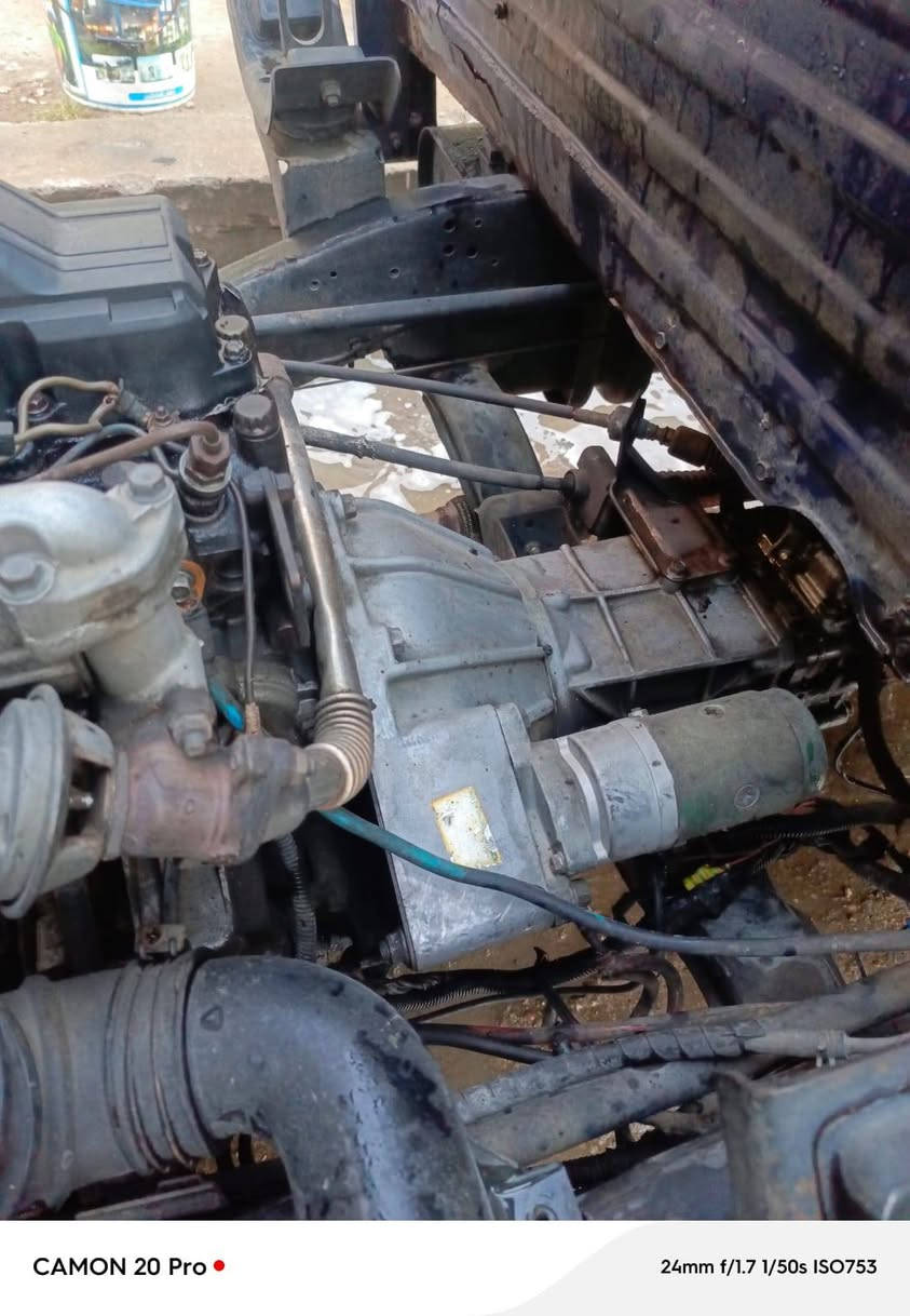 سلام عليكم 
سياره فنتيره ام عيون 👀كلابي سياره على ايدنا نضيفه معنى كلامه صبغته معيوده شاصيه جديد مكفول 
محركه 2700
 بسمي رقمه بغداد 
مكاني بلديات 
رايده ب78 بيها مجال لطيبين 
***********
