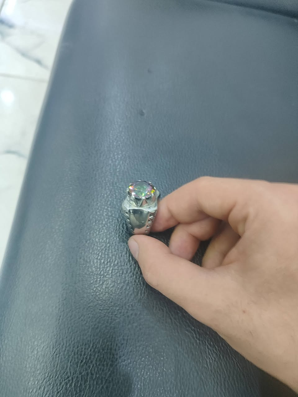 موزنايت روسي. للبيع   شرط ضمان فحص لل جهاز وزن ٢١غرام


**إذا كنت صاحب هذا الإعلان وتريد حذفه لأي سبب، رجاءا أرسل رسالة إلى الدعم الفني**