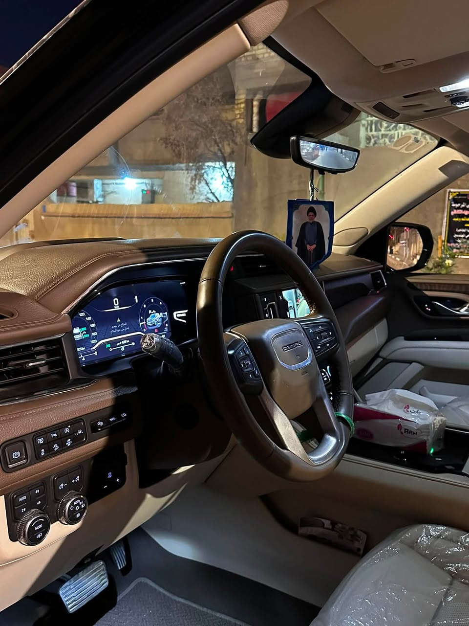 سلام عليكم
جي ان سي يوكن دينالي 2023 خليجي 

فول مواصفات  

السيارة مغلفة بالكامل ppf  ضمان

المواصفات مالتها معروفه 

سعرها 495
مكانها البصرة 
للاستفسار الاتصال على الرقم
***********

