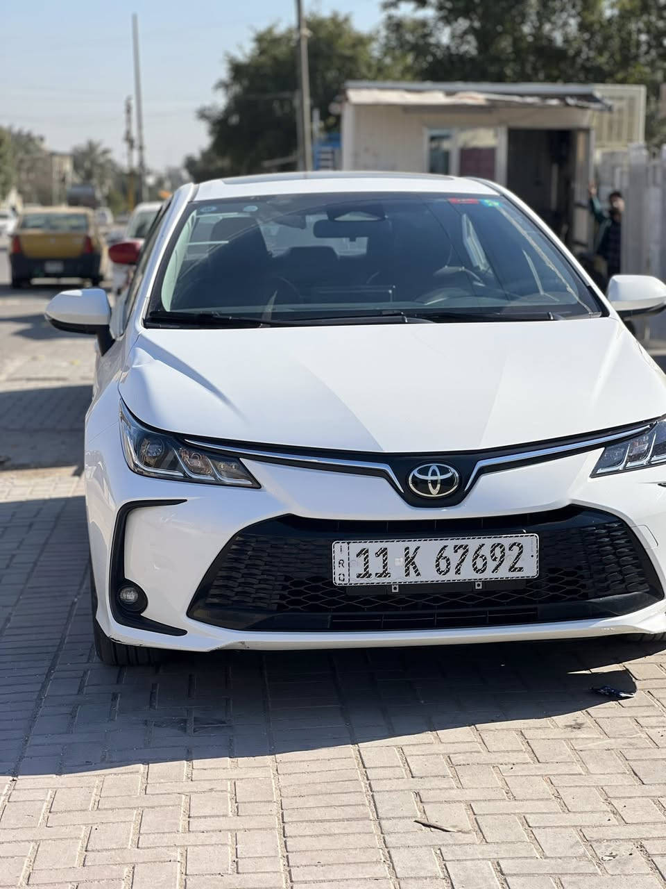 🚗 للبيع – تويوتا كورلا 2025 هايبرد
✨ خليجي 

📄 باسمي نظام وكاله مطلقة السياره سنتين وتصير حره 

🔹 الممشى: 20.000 كم فقط

🔹 السيارة نظيفة جداً استعمال شخصي

⚙️ المواصفات:

✅ لِد نهاري

✅ شاشة ديجتل

✅ شاشة Apple CarPlay

✅ كشنات مخمل

✅ فتحة سقف

✅ بصمة أبواب

✅ بصمة تشغيل

✅ وباقي مواصفات الكورلا المعروفة

📍 الموقع: بغداد – البلديات

📩 للاستفسار: ***********
