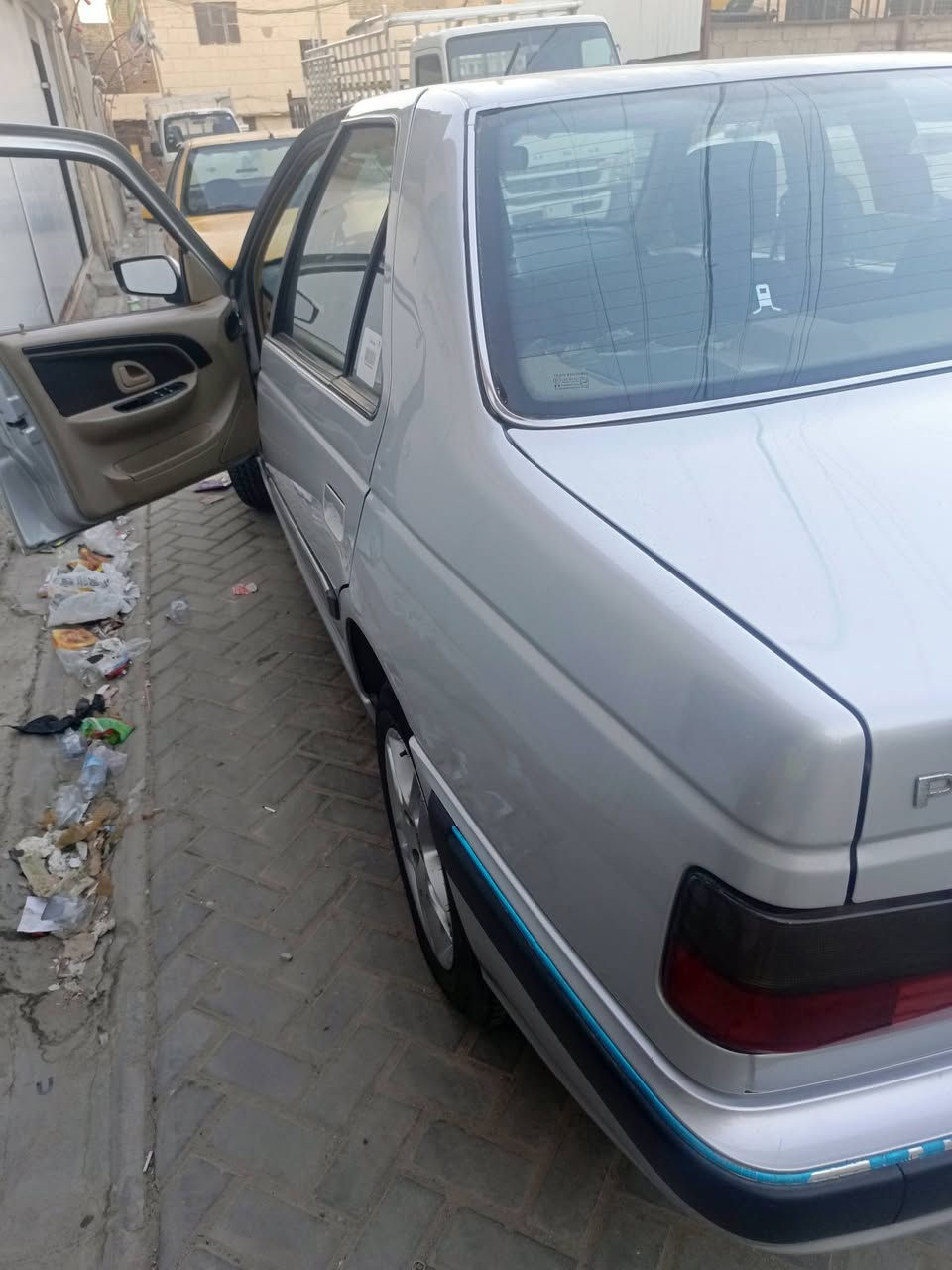 السلام عليكم 
بيجو بارص موديل ٢٠٢٤ 
ماشيه ٣٩ 
بيهه ضربه كد شبر بل جاملغ 
السعر ٧٦ وبيهه مجال 
***********
