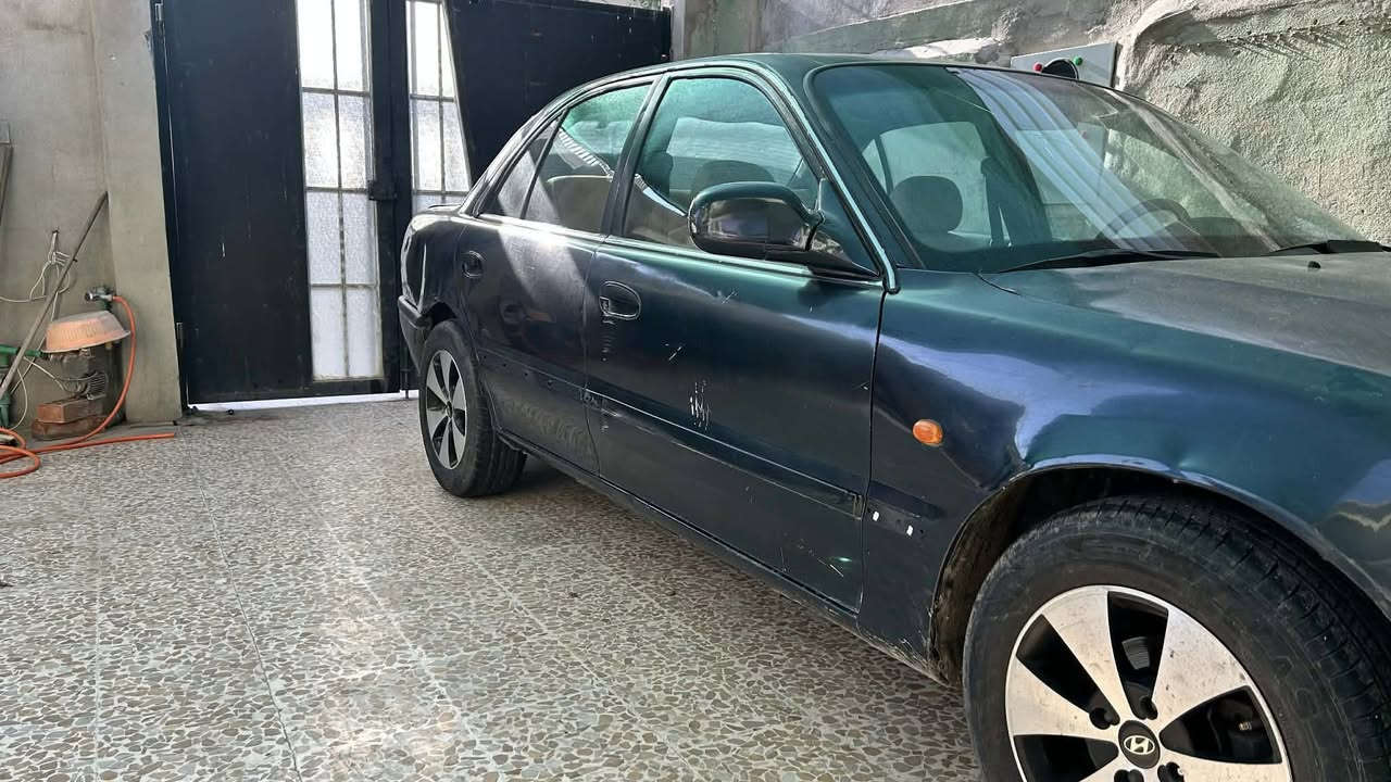 السلام عليكم
سوناتا موديل 96 سيارة بسمي محرك كير شرط كير عادي سيارة شرط بدون صبغ محرك 20 شرط تحويل او وكاله سعر 37 بيها مجال
***********
