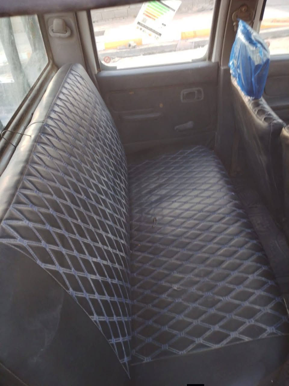 سلام عليكم نسيان شبوط مويدل 2003 سياره جديده بممعنا الكلمه محرك وكير شرط تخم تاير وحداديه كامله ارضيه جلد كهربائيات شغاله من الدعاميه الدعاميه كله جديد مصبوغه جماليه مال جناي شاصي مكفول سياره مال مزاد وزادت الداخليه قرصه نازل مرور الحسينيه بغداد /مكاني ناصريه الاسكان صناعي سعر 60 وبيه مجال قليل ***********
