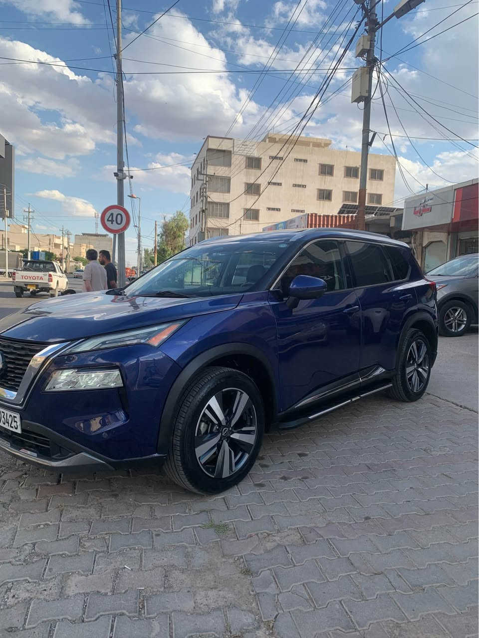 Nissan Rouge 2023 
Platinum . SL . Awd
          #121
١ چاملغ سبوغ 
بستەک بۆنیت 
بستەک دەرگا سبوغ 
بێ ناوگرتن 
ئێڕباگ سوکان و ١شان 
مەکینە V3,15 تۆربۆ 
مەکینەی کرایتەوە 
رەقەم و سەنەوی نوێ
ڕۆیشتن ٣٨ هەزار میل
قەپات مواسفات فوول

نرخ / ١٤٨ $

▪️*********** ▪️ أربيل, العراق
