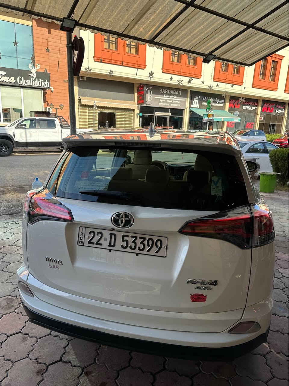 رافور 2018 
خليجي
Sas
فور ويل 
تحكم ستيرن
السياره بدون صبغ 
بيها مكان صغير بارد فقط
مكان السياره اربيل عينكاوه
***********
*********** أربيل, العراق
