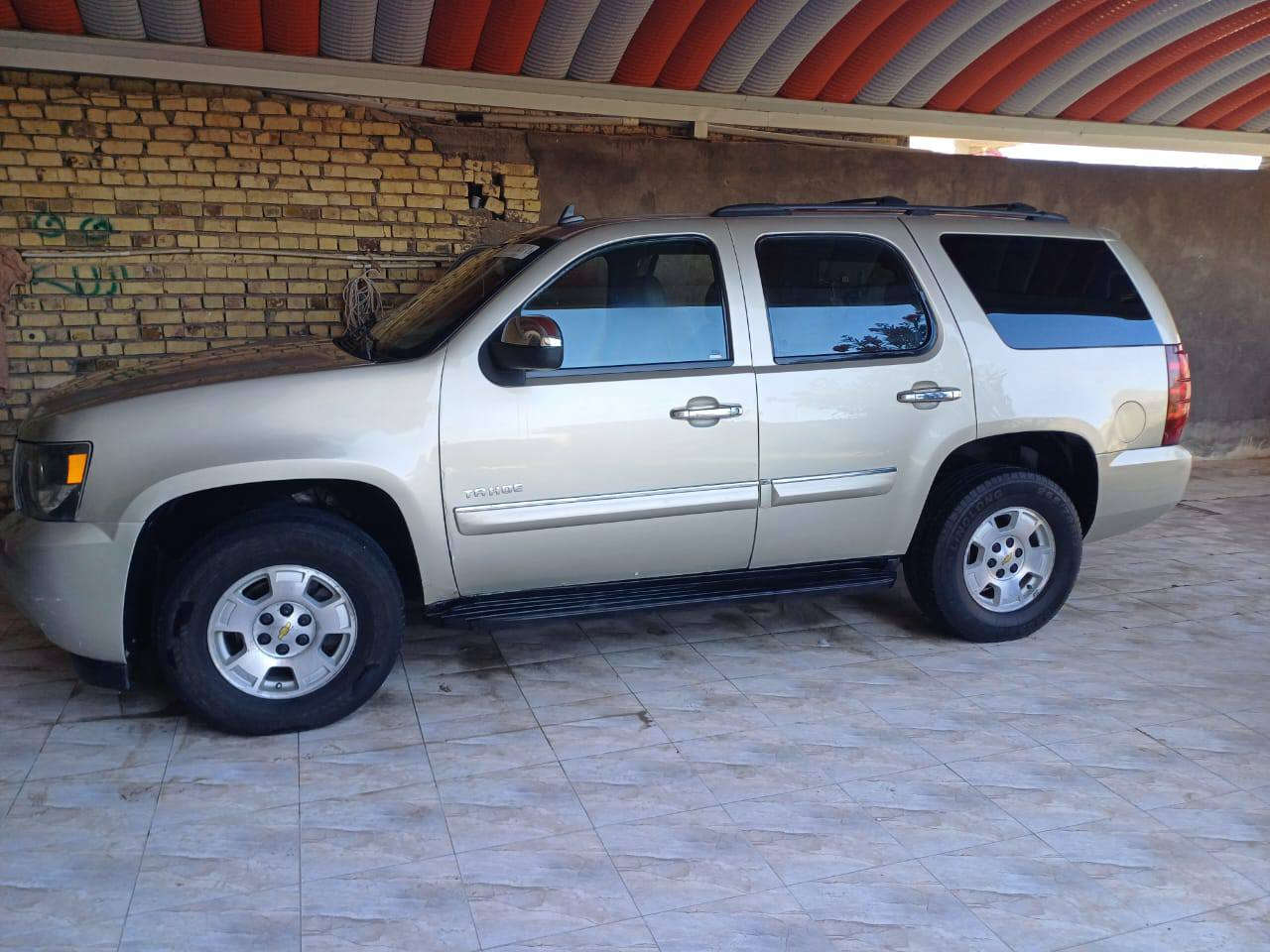 للبيع او مراوس تاهو ٢٠٠٨ معلايه ١٤ محرك
جديد تخم تاير كير ممتاز 
بيه طخه بلباب السايق مصلحه تصليح جيد رقم بغداد ابيع بس وكاله فقط ‏‪***********‬‏
