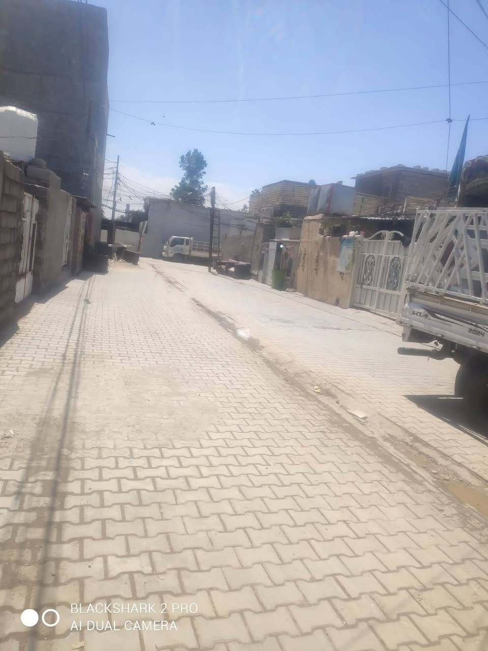 من رخصت صاحب المنشور ... اكو بيت للبيع (( 200متر )) سند 25(( السعر 90)) بي مجال )) في الشعب حي البساتين قريب الشارع العام عشر دقايق للستفسار اتصلو ع صاحب البيت.... (( *********** )) ( يرهم مراوس او تدفع قصد مقدمه) موجود خدمات مدارس مجاري وتبليط .. [ والمنطقة حي الصدرين ملاسق لي (حي البساتين) بدايت المنطقة
والمنطقة بيها بيوت اهواي كلش قريب اسواق دينا   ( باقي التفاصيل اتصل افهمك افضل )او تجي اتشوفه افضل و يباع   كاع    البناء هديه  ويفيد اهل المواكب    ع الشارع
