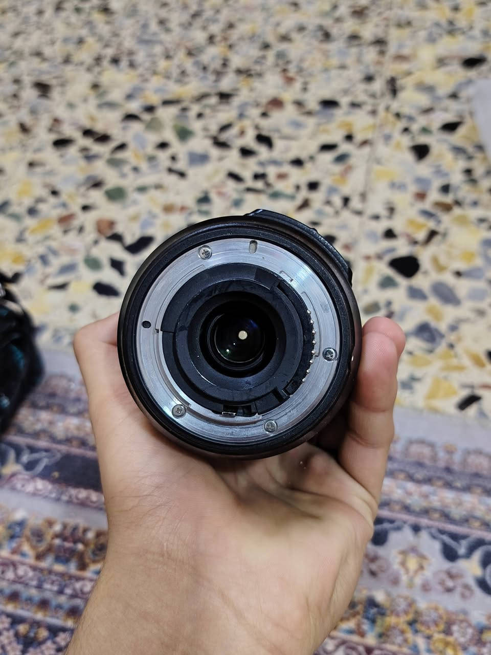 ***********
عدسه نيكون البيع 70/300
نضيفه استخدام شخصي 
وستخدام قليل كلش
مستعجل عل بيع كلش 
راسني هنه او وتساب وبخدمتك
السعر 300 وبيها مجال 🤍📸
