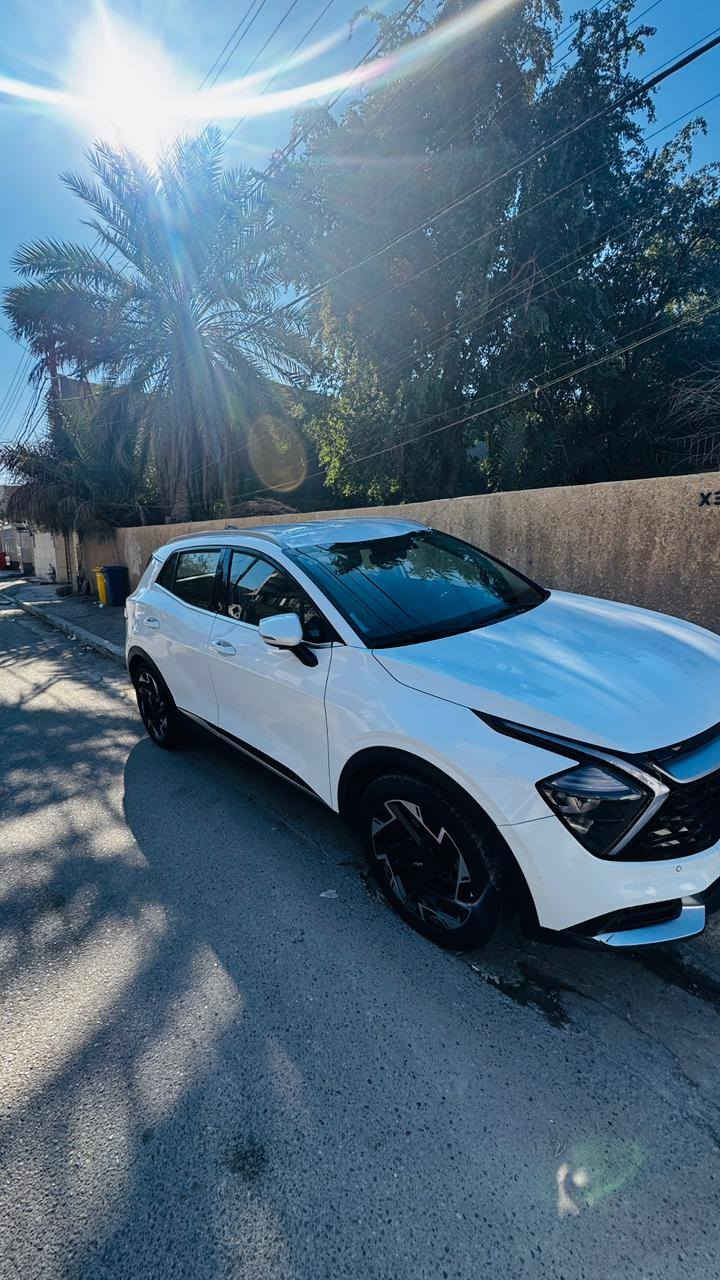 تحيه طيبه السلام عليكم ورحمة
كيا سبورتج 2023 خليجي مكفوله بيها حالوب بسيط 

ماشية 42 الف 

نص فول

مكينة 2000 

بصمه شاشه كامره

حساس خلفي أمامي 

تبريد أمامي خلفي 

مري شفط 

ترحيب على بعد 

داخل مخمل بيجي 

كراسي عادي 

ويل كب 

شاحن وإير لس 

باقي مواصفات معروفه 

رقم بغداد دولي باسمي تحويل مباشرة سنويه هزه 

204 ورقه 

اي استفسار 

***********

مكان بغداد سيديه
