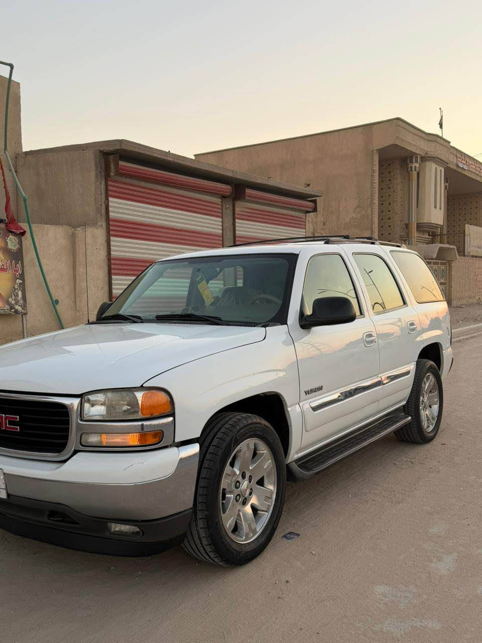 السلام عليكم. للبيع يوكن ابتر. 2004. رقم انبار انكليزي. بسمي تحويل. سنويه جديده. كفاله عامه ضربه وصبغ وتبديل وبارد وعيب شرعي. مكينه 5300جديده. كير 700 جديد تبريد ثلج خلفي ومامي. حداده 100بل 100 اكسن جديد كهربئيات. عامه. ويل كب طخم تاير. السعر 138 هاتف *********** عنوان البصره. البصرة, العراق
