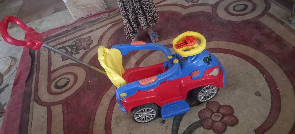 للبيع ميز طعام طفل وسياره
ميز طعام ب15
وسياره ب10
مستعجل
مكاني بغداد رشاد
***********
