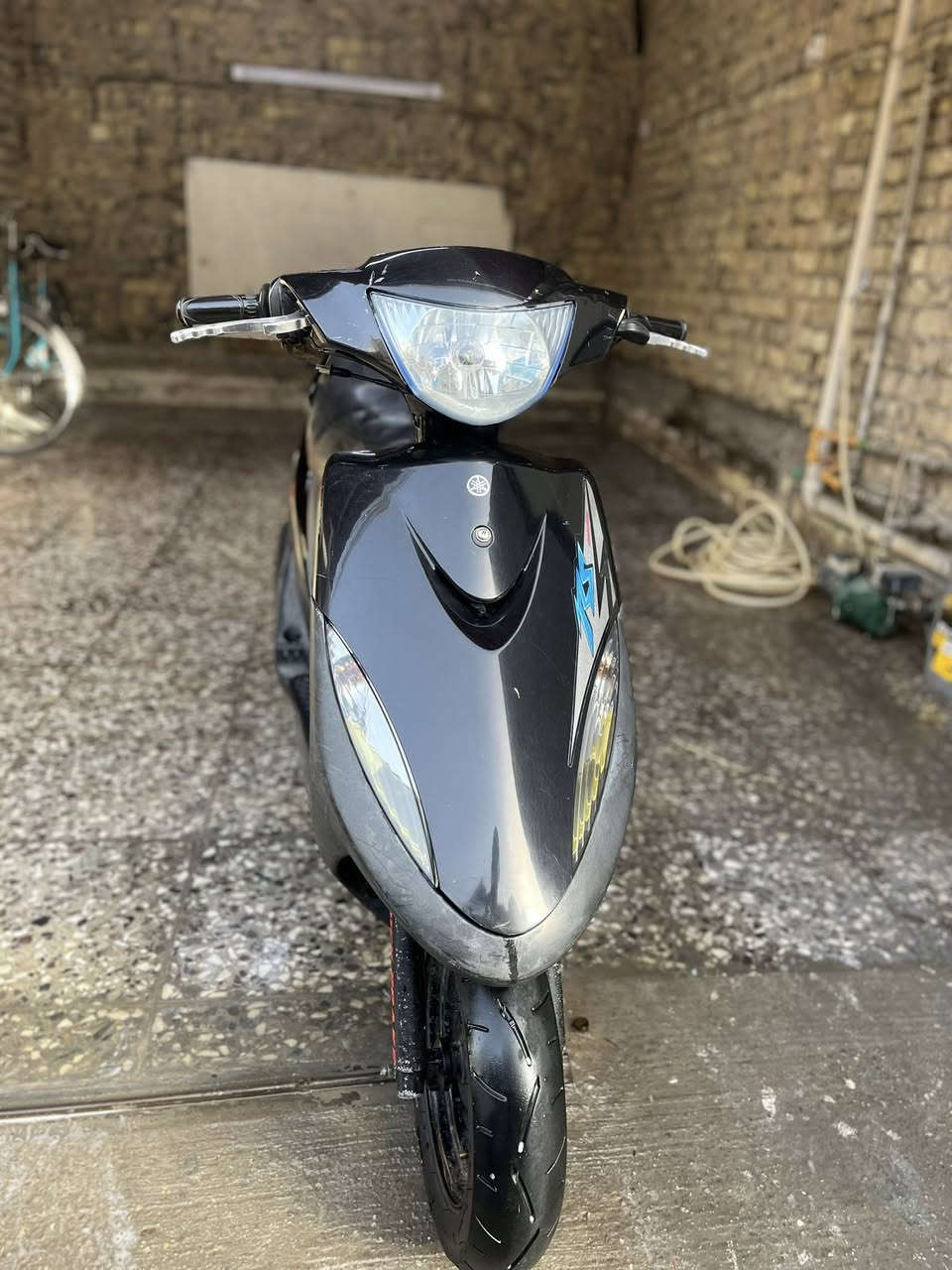 السلام عليكم ماكس عدله للبيع الدراجه صارله شهر نازله رمبه ماشيه 20الف الدراجه خير من الله ماملعوب بيه السعر 800 به مجال مكاتي بغداد السيديه ***********
