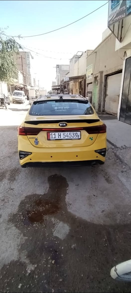 سلام عليكم فورتي للبيع موديل ٢٠٢١ نص فول سياره كير ايتي محرك جديد
حداديه جديده صبغه جديده حادثها موضح بصوره وبيها حدث بالعراق جاملغ  جهت اليمنه سياره جديده معنه الكلمه معمره تعمير صحيح وكبل للشارع 
سياره بسمي رقم بغداد انكليزي مواصفات معروفه تايرات جدد مال جناي سعر 132 وبيها مجال الاستفسار 
هاذا رقم ابو السياره *********** بيع فقط
